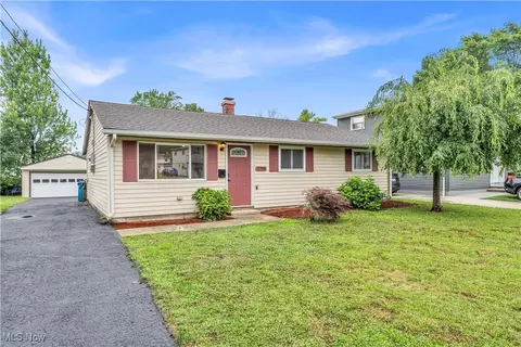 7719 Fern Dr, Mentor On The Lake, OH 44060