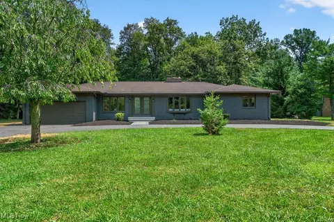 947 N Hametown Rd, Akron, OH 44333