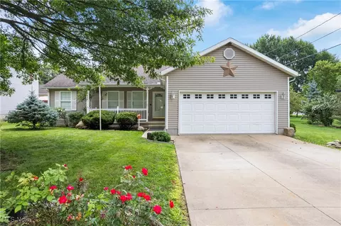 220 Cleveland Ave SE, Brewster, OH 44613