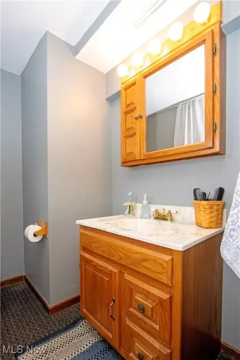Bath - 2255 E Messner Rd, Wooster, OH 44691 photo 2 of 2
