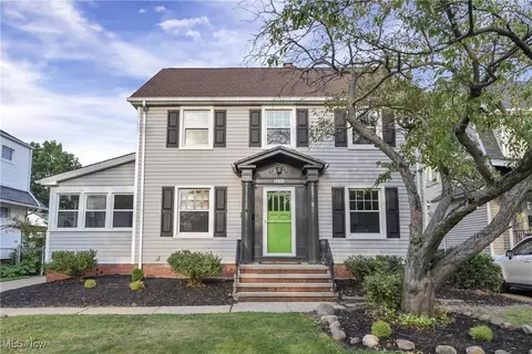 1595 Chesterland Ave, Lakewood, OH 44107