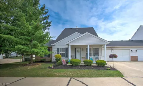 684 N Creek Dr, Painesville, OH 44077