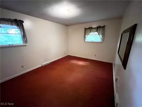 Bedroom - 2300 River Rd, Willoughby Hills, OH 44094 photo 4 of 7