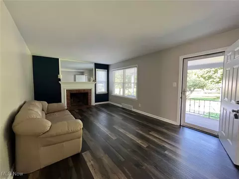 852 Lloyd Rd, Wickliffe, OH 44092 photo 9