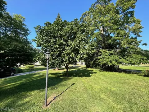852 Lloyd Rd, Wickliffe, OH 44092 photo 28