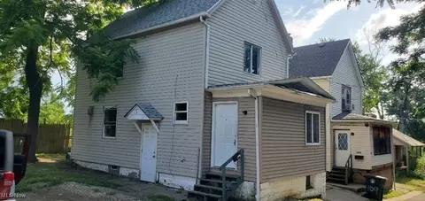 109 Kent Ct, Akron, OH 44305