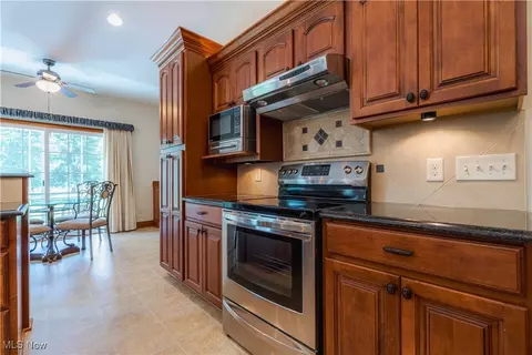 6117 Marelis Ave NE, Canton, OH 44721 photo 12