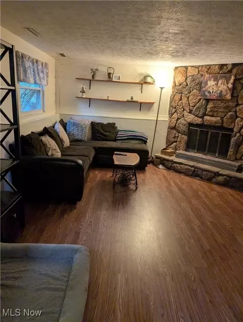 384 Moore Rd, Akron, OH 44319 photo 16