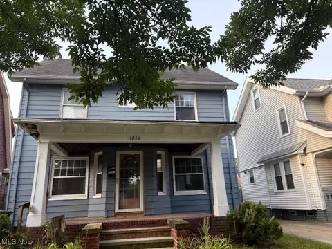 3258 E Berkshire Rd, Cleveland Heights, OH 44118