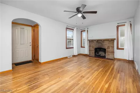 1041 Bell Ct, Elyria, OH 44035 photo 16