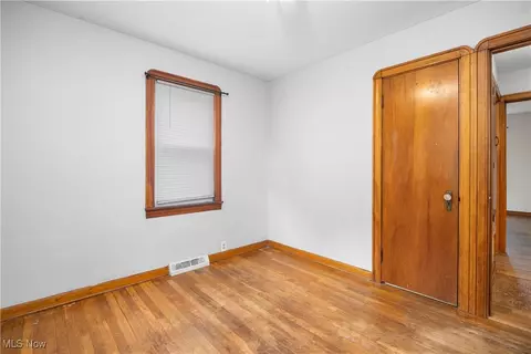 1041 Bell Ct, Elyria, OH 44035 photo 19