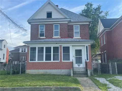 818 17th St, Parkersburg, WV 26101