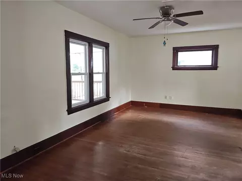 Living - 5213 Reed Ave, Ashtabula, OH 44004 photo 2 of 7