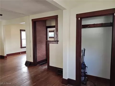 Entry Way - 5213 Reed Ave, Ashtabula, OH 44004 photo 1 of 3