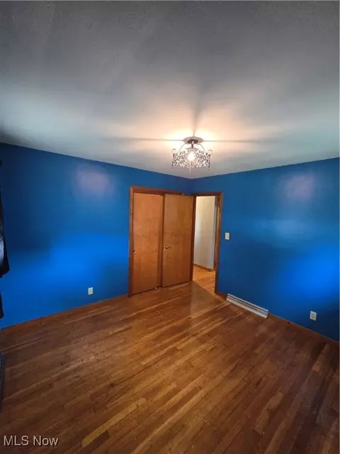 2219 W 19th St, Ashtabula, OH 44004 photo 10