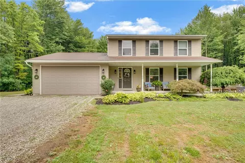 8989 Plank Rd, Montville, OH 44064