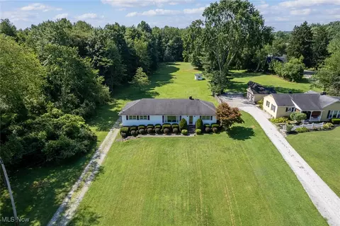 1744 Boston Rd, Hinckley, OH 44233