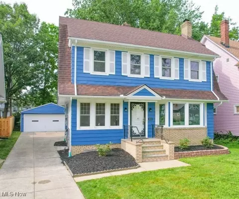 3020 E Derbyshire Rd, Cleveland Heights, OH 44118