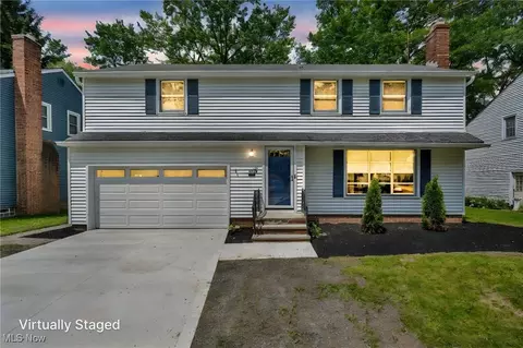 1200 Ford Rd, Lyndhurst, OH 44124