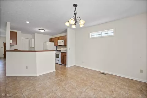 130 Westminster Way, Elyria, OH 44035 photo 11