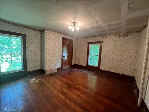 Bedroom - 7255 Duncan Run Rd, Philo, OH 43771 photo 3 of 4