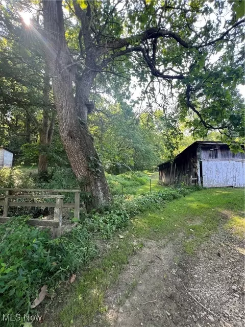 Exterior - 7255 Duncan Run Rd, Philo, OH 43771 photo 5 of 11