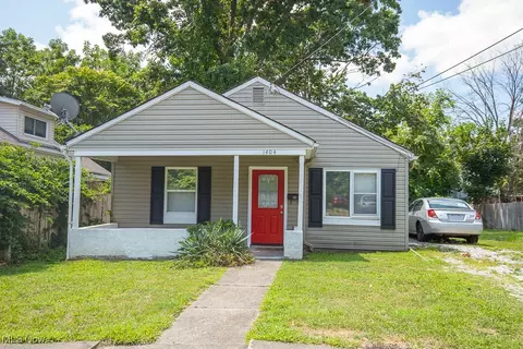 1404 Marcy St, Akron, OH 44301