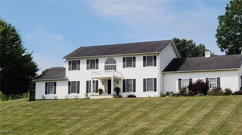 3214 State Route 151 St, Mingo Junction, OH 43938