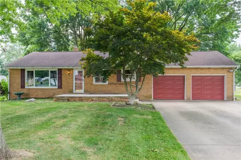 6245 Firestone Rd NE, Canton, OH 44721