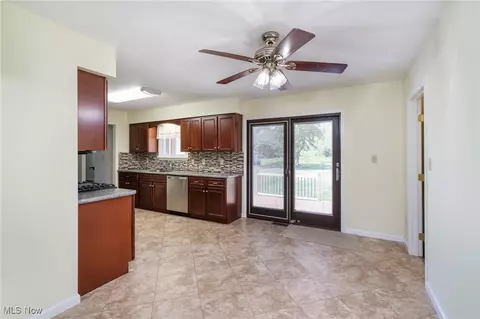 43304 Dellefield Rd, Elyria, OH 44035 photo 10