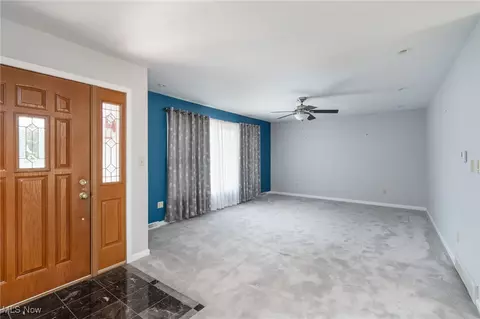 43304 Dellefield Rd, Elyria, OH 44035 photo 2