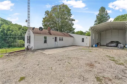35659 Cr 122, Barnesville, OH 43713 photo 4