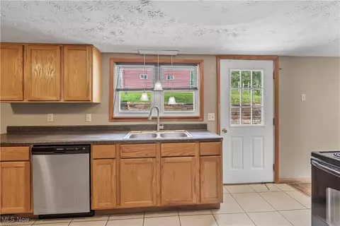 35659 Cr 122, Barnesville, OH 43713 photo 7