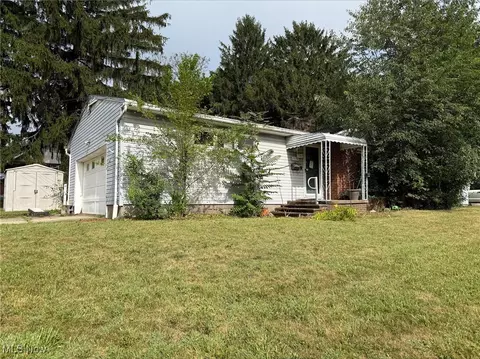 1576 Hammel St, Akron, OH 44306