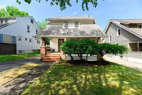 1350 Neptune Ave, Akron, OH 44301