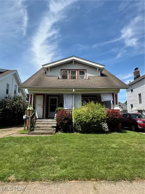 3728 W 136th St, Cleveland, OH 44111