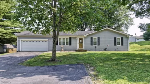 1174 Columbus Rd, Wooster, OH 44691