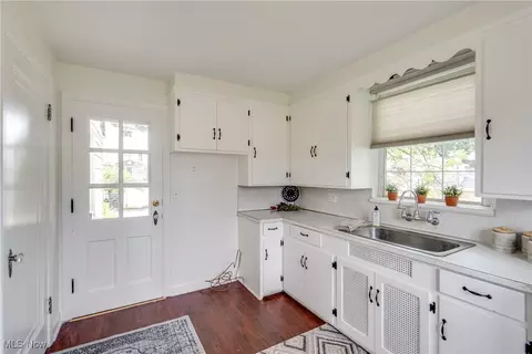 Kitchen - 3736 10th St SW, Canton, OH 44710 photo 2 of 3