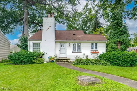 Exterior - 3736 10th St SW, Canton, OH 44710 photo 1 of 5
