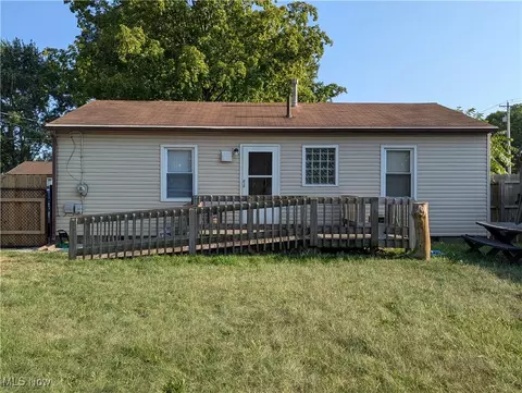Exterior - 2111 40th St NE, Canton, OH 44705 photo 3 of 3