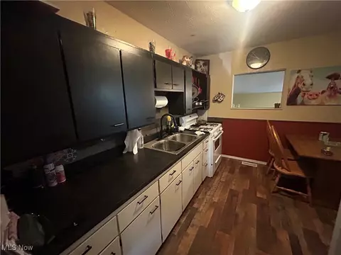 9008 Wilverne Dr, Windham, OH 44288 photo 3
