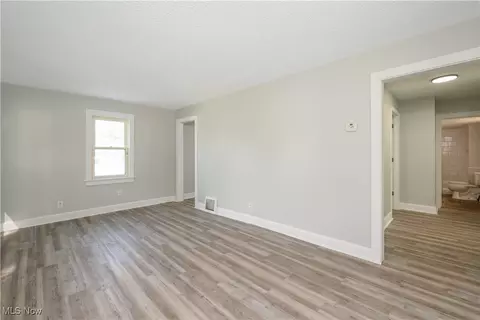 79 Weil Ave, Akron, OH 44319 photo 19