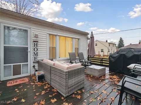 Exterior - 415 E 266 St, Euclid, OH 44132 photo 4 of 9