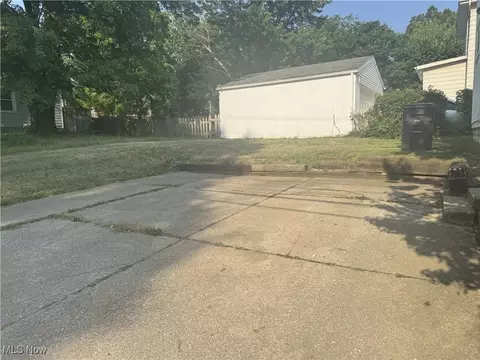 Exterior - 61 E Ido Ave, Akron, OH 44301 photo 3 of 3