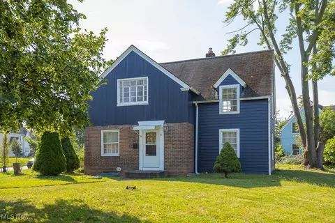 3340 Milverton Rd, Shaker Heights, OH 44120