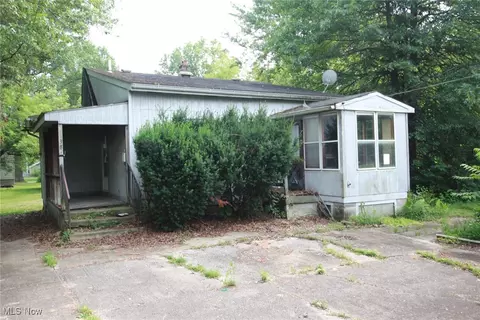 138 Maryland St NE, Warren, OH 44483