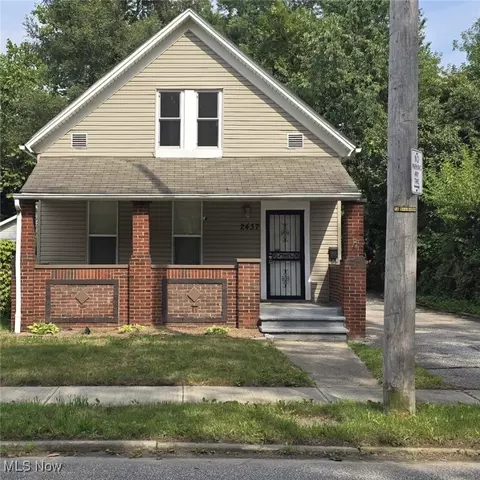 2437 E 84 St, Cleveland, OH 44104