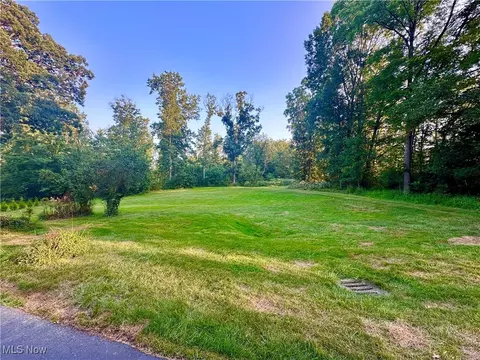 Vl Mill Creek Run Ne, Massillon, OH 44646