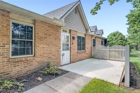 35244 Greenwich Ave #35244, North Ridgeville, OH 44039