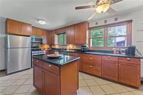 6338 E South Range Rd, Petersburg, OH 44454 photo 9
